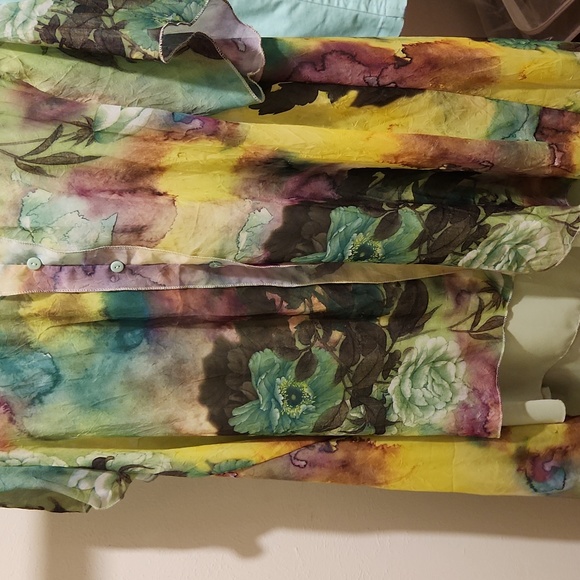 Blouse - Picture 1 of 2